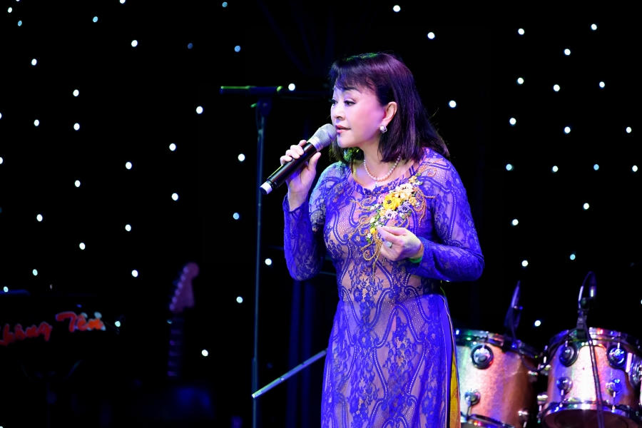 Dàn sao Việt gây quỹ 1,6 tỷ đồng ủng hộ các nạn nhân trong vụ cháy 