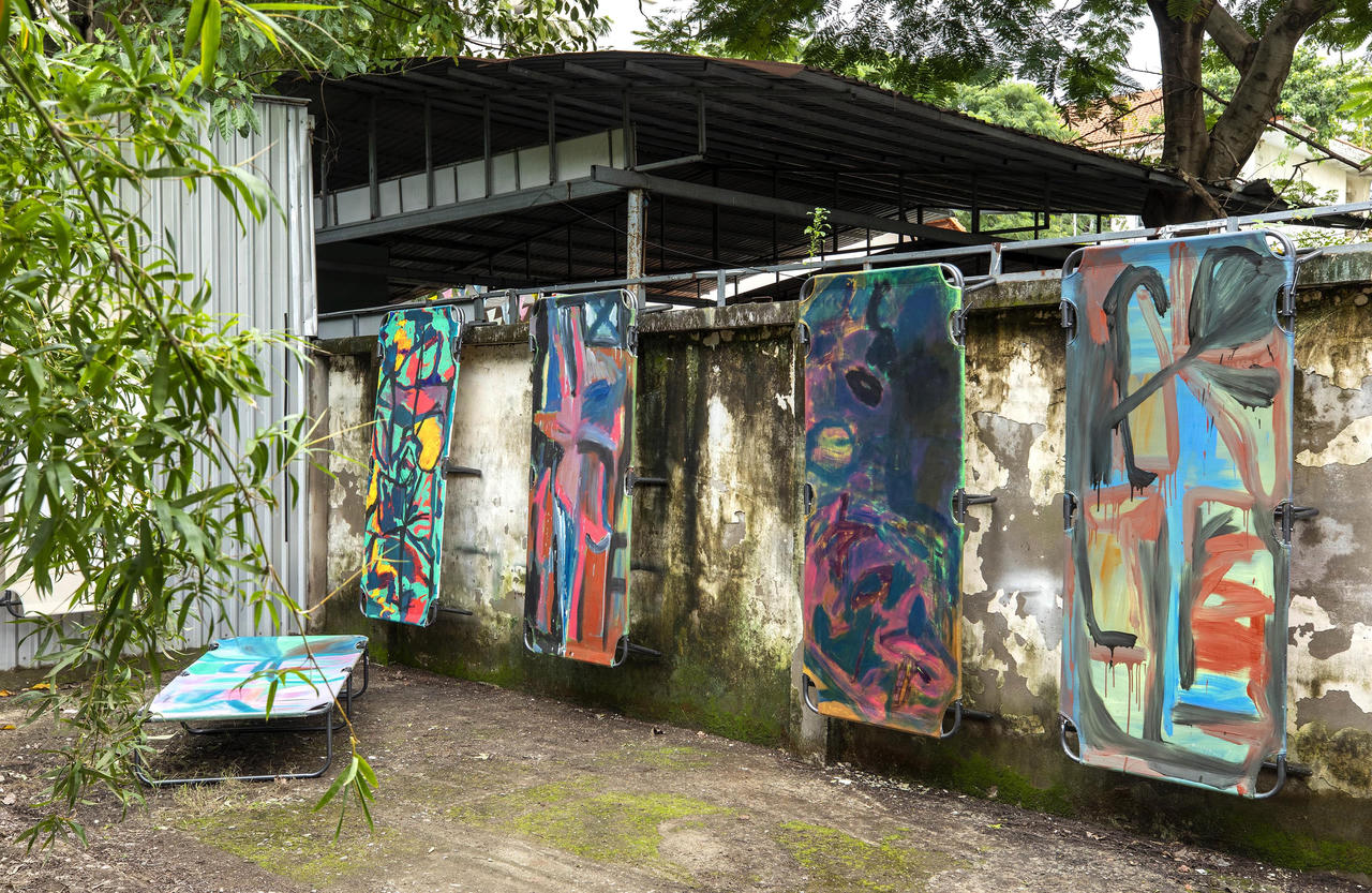 Triển lãm 1 ngày tưởng niệm Covid-19 của Bùi Chát 