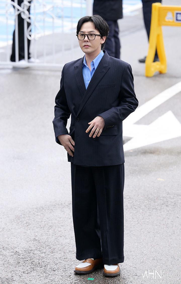 G-Dragon (Big Bang) test nhanh âm tính, sẵn sàng nộp điện thoại để phục vụ điều tra