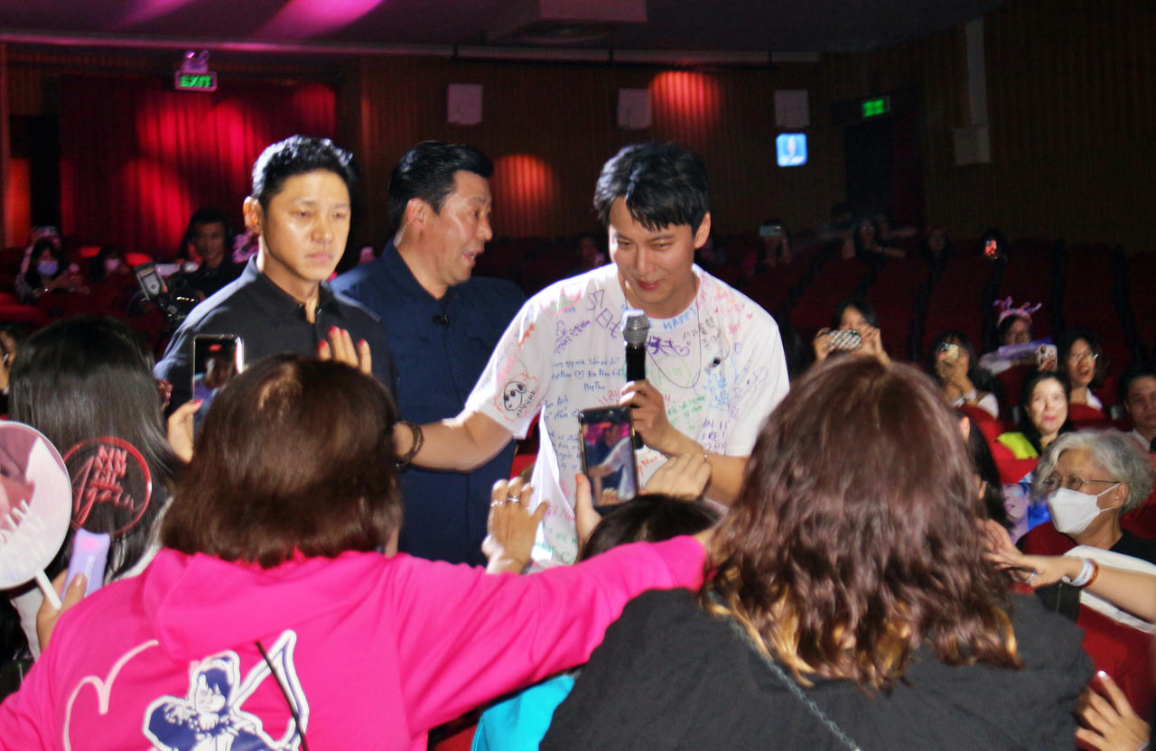 Tài tử Hàn mê phở, bật mí sớm trở lại Việt Nam