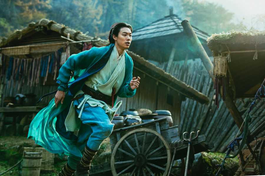 Phim điện ảnh Hàn được đầu tư 1.300 tỷ đồng của Kim Woo Bin, Kim Tae Ri trở lại rạp Việt