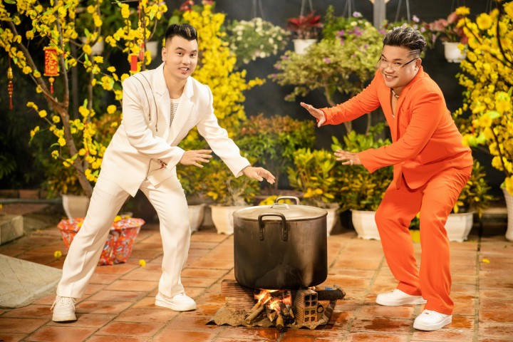 Đón Tết Giáp Thìn 2024, Ưng Hoàng Phúc liên tiếp tung MV xuân