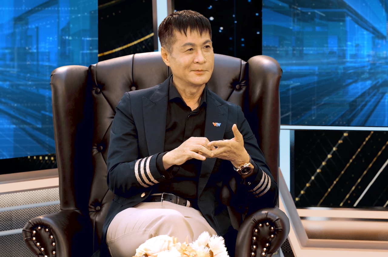 Nghệ sĩ Bạch Long ngán ngẩm vì tiền tác quyền cải lương hét giá trên trời