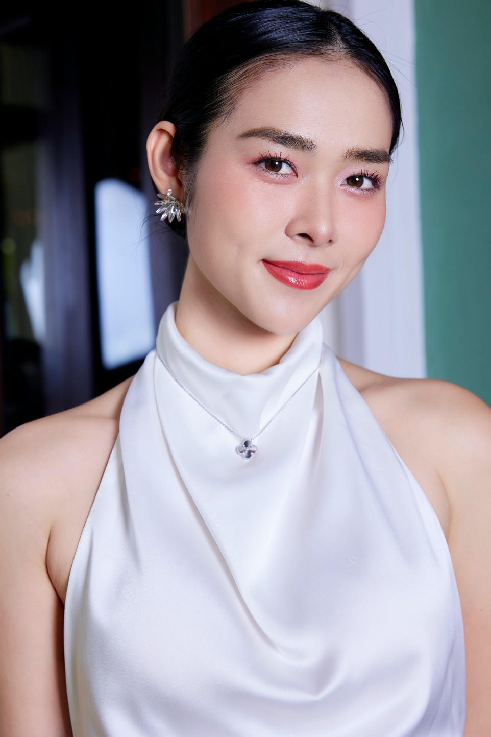 Diệp Bảo Ngọc trích cát-sê thực hiện dự án cộng đồng trong năm mới