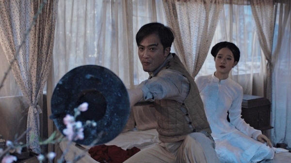 'Đào, phở và piano': Một Hà Nội chân thực và lãng mạn thời chiến