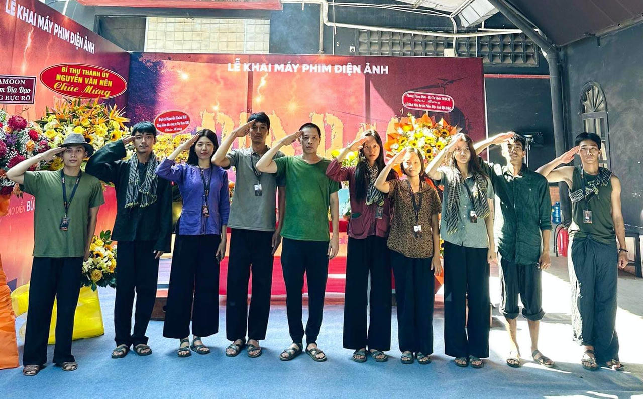 Thái Hòa, Quang Tuấn giảm cân đóng phim thời chiến của đạo diễn Bùi Thạc Chuyên