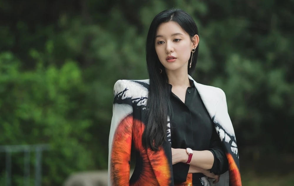 Thời kỳ hoàng kim của “Nữ hoàng nước mắt” Kim Ji Won