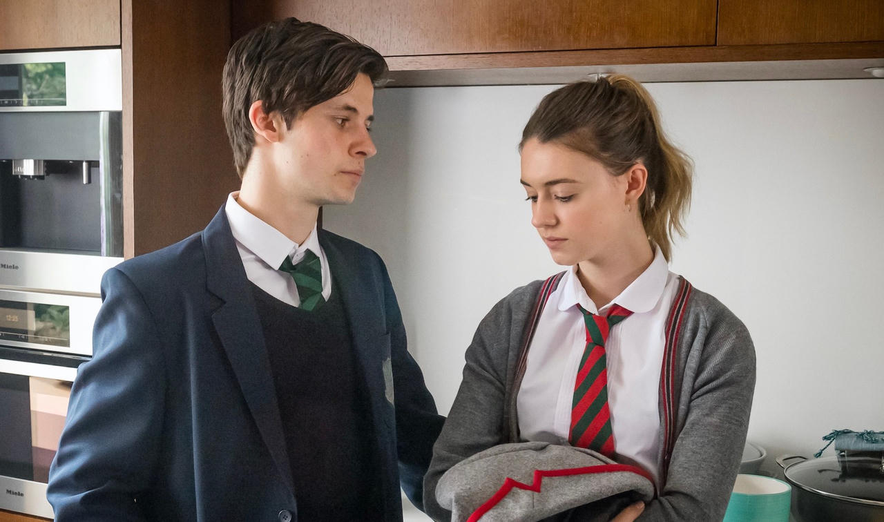 'Nàng thơ thế hệ mới' Daisy Edgar-Jones tái xuất màn ảnh rộng