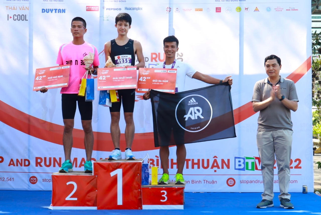 Bàu Trắng U&Me - điểm dừng chân lý tưởng khi đến Bình Thuận