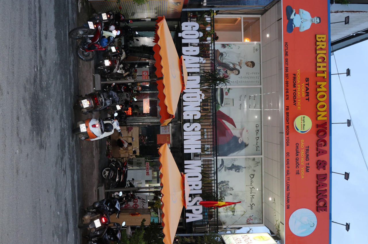 Bright Moon Yoga - Nơi chăm sóc sức khỏe, tâm trí và sắc đẹp 