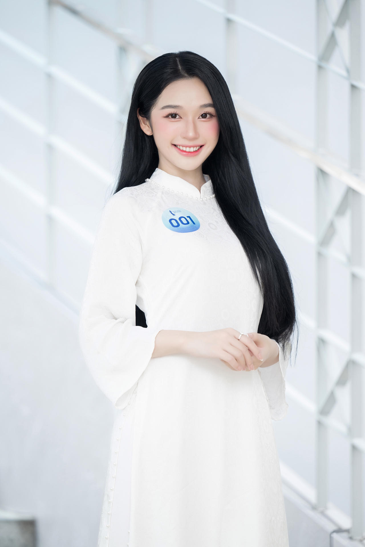 Thạc sĩ, MC song ngữ, giảng viên đại học "đổ bộ" vào cuộc thi Hoa hậu Quốc gia Việt Nam