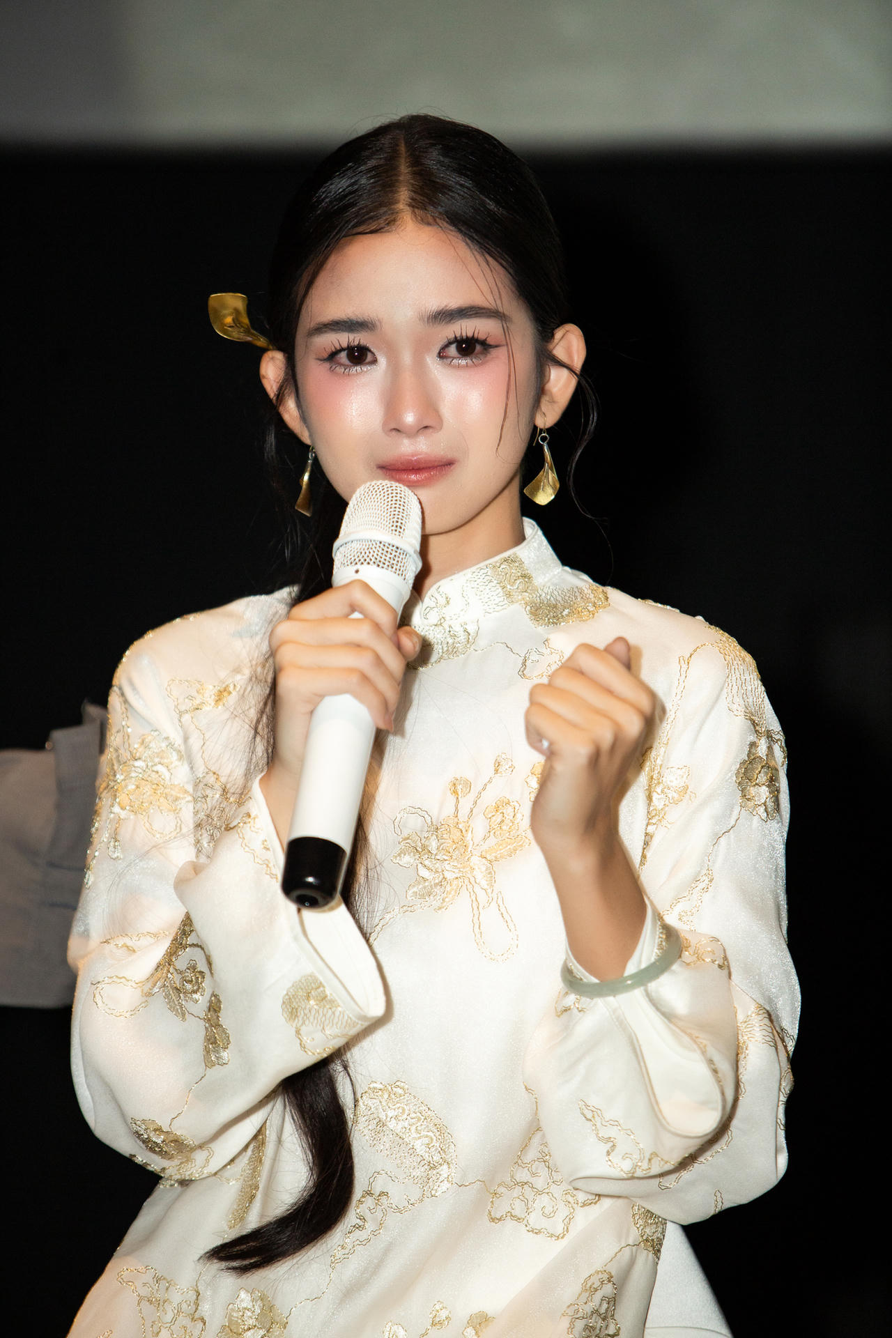 Nữ chính “Ngày xưa có một chuyện tình” kể trải nghiệm làm mẹ, sinh con khi đóng phim