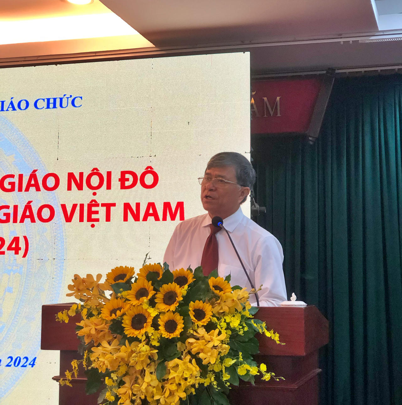 Nhà giáo đi B, nhà giáo nội đô TP HCM ôn kỷ niệm xưa 