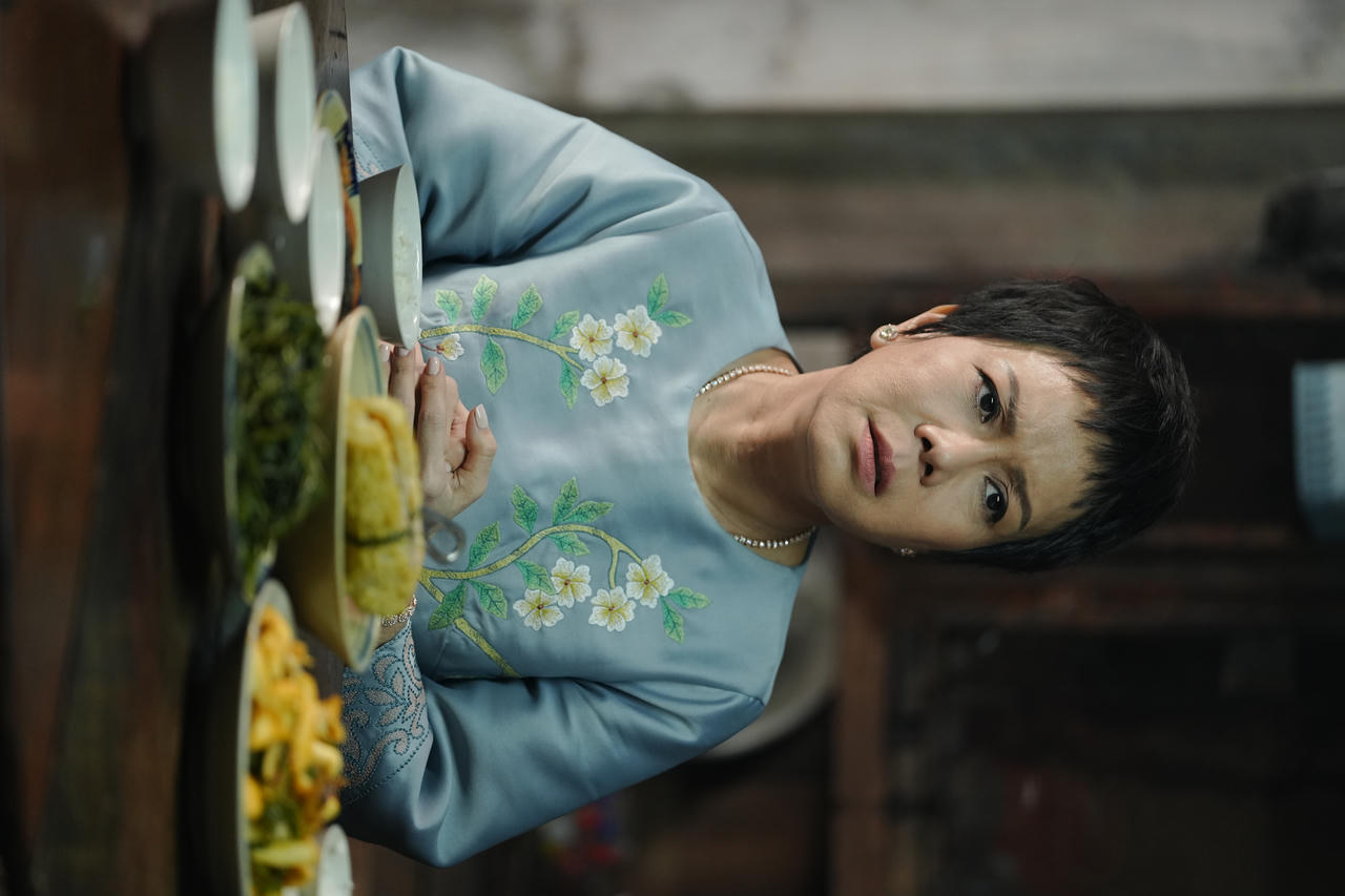 Phim “Chị dâu” thu 50 tỷ đồng