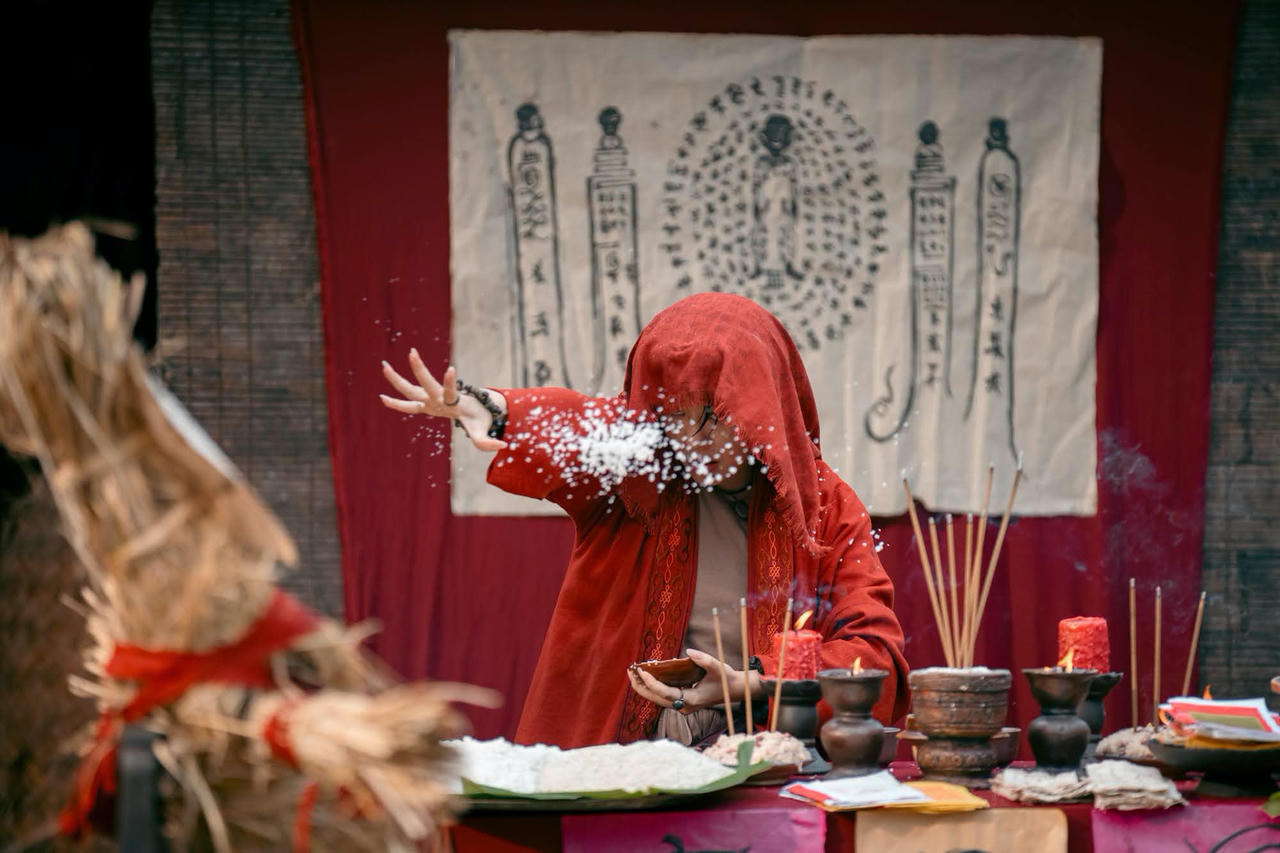 Lý do “Đèn âm hồn” thu lợi khủng dù bị chê 