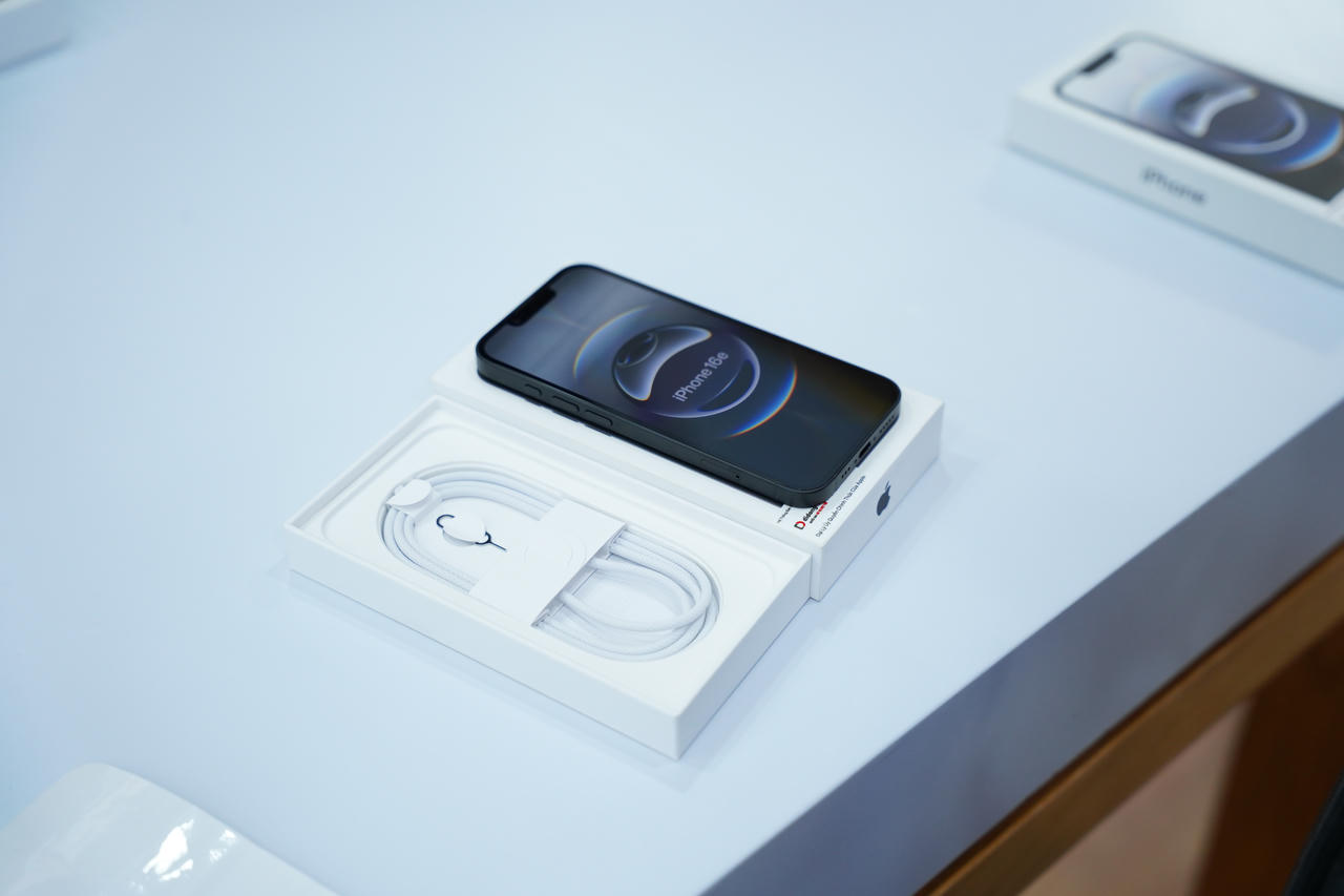 Sở hữu iPhone 16e tại Di Động Việt, độc quyền trả góp: Cam kết không lãi, không phí phát sinh