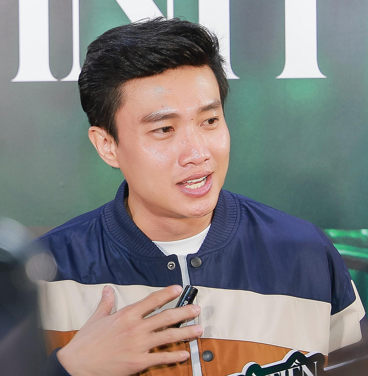 Vấn nạn lừa đảo qua mạng được tái hiện trên phim