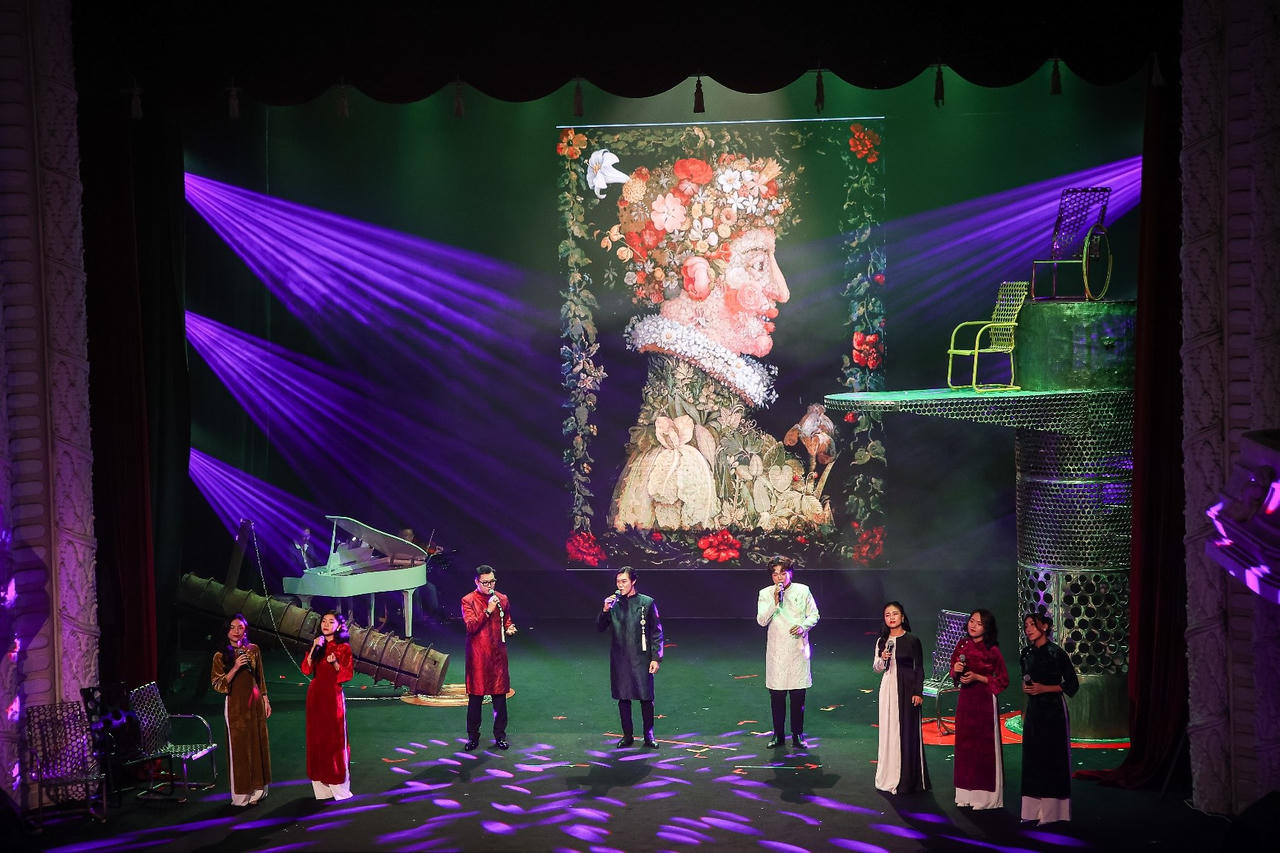 Chương trình nghệ thuật làm từ vật liệu tái chế tổ chức tại Hà Nội 