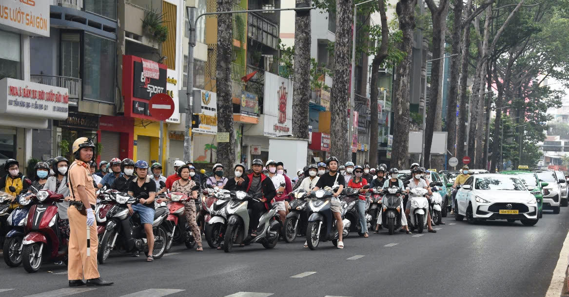 TP HCM xây dựng nhiều phương án để người dân đi lại thuận tiện dịp lễ 30/4