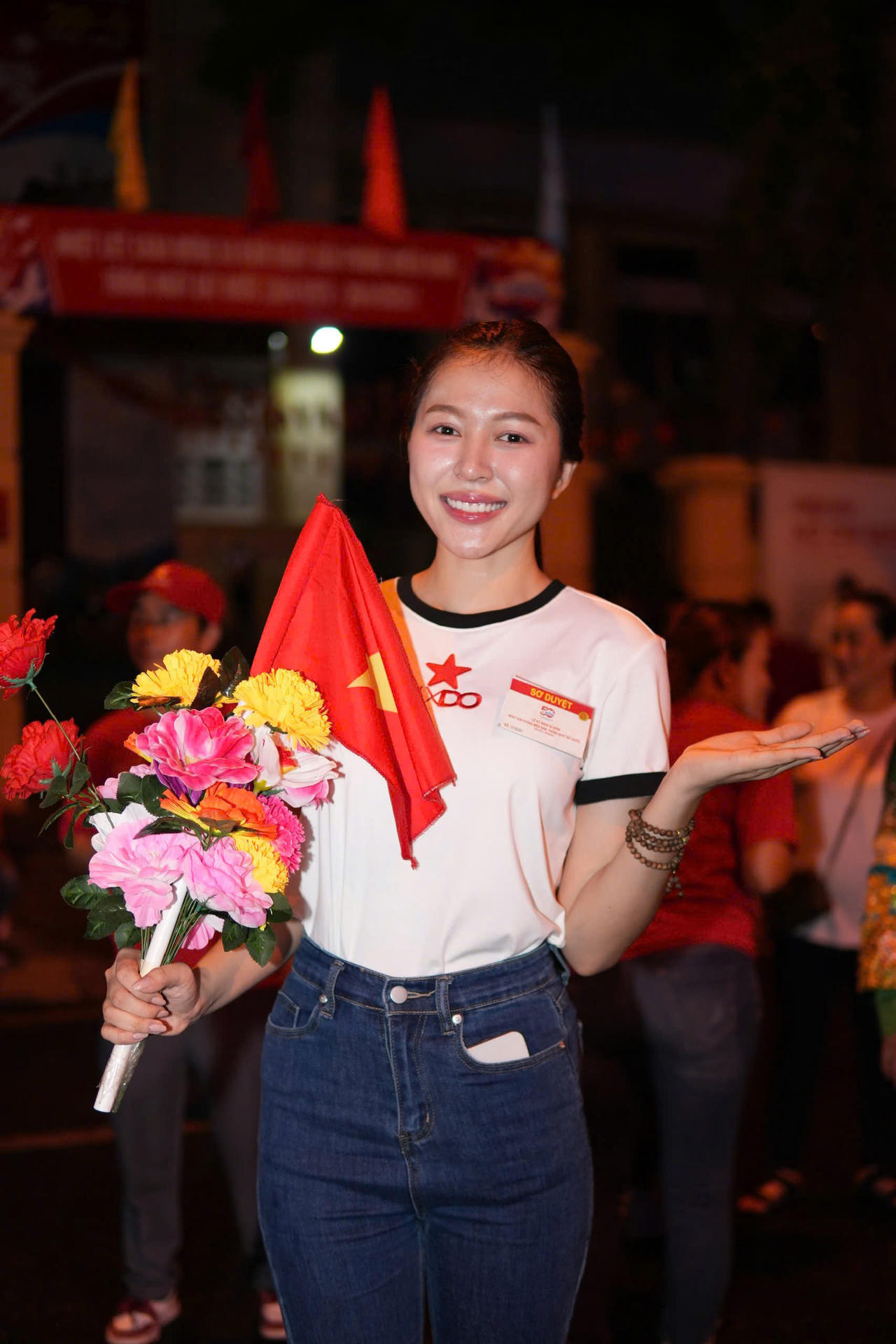 Dàn Hoa hậu, nghệ sĩ tự hào tham gia diễu binh mừng đại lễ 30/4