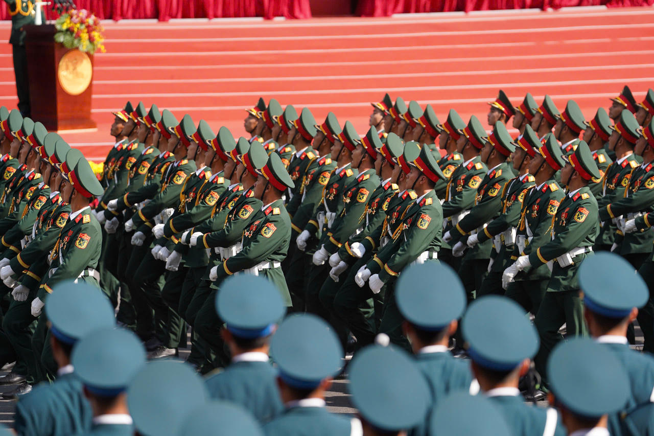 Mãn nhãn cảnh quân đội Việt Nam và 3 nước Trung Quốc, Lào, Campuchia tổng duyệt diễu binh 30/4