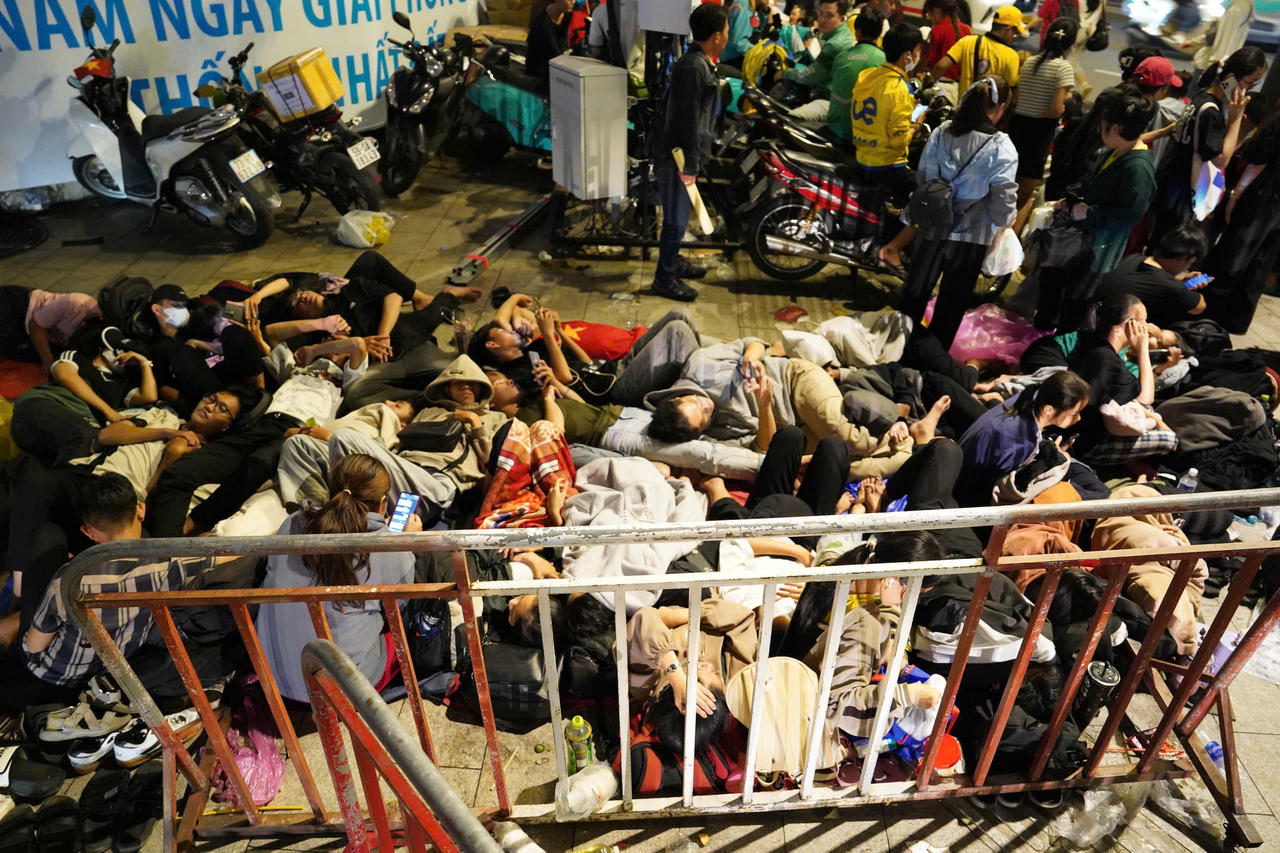 Tổng duyệt diễu binh, diễu hành mừng đại lễ 30/4 tại TP HCM