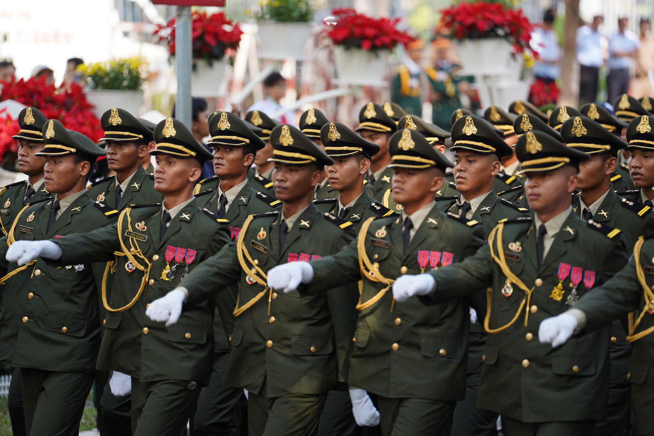 Mãn nhãn cảnh quân đội Việt Nam và 3 nước Trung Quốc, Lào, Campuchia tổng duyệt diễu binh 30/4