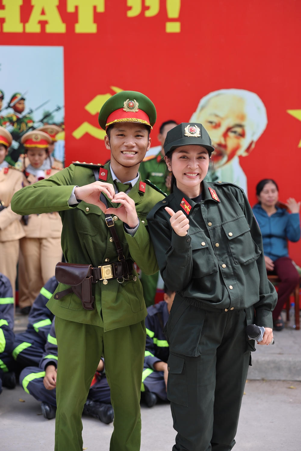 Chuyện ít biết về ca khúc vượt mốc 2 tỷ lượt xem trong đại lễ 30/4 năm nay