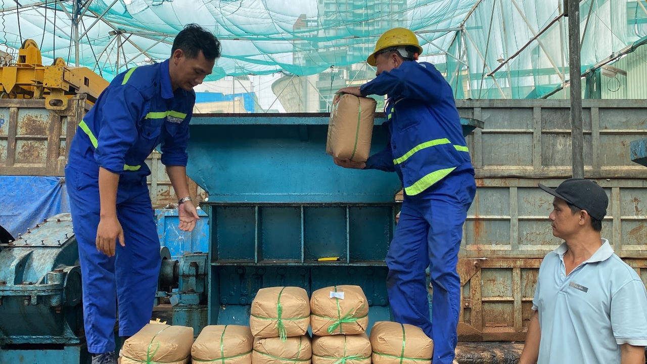 TP HCM: 17 tháng, xử lý gần 400 vụ vi phạm, xử phạt hơn 8 tỷ đồng về TMĐT