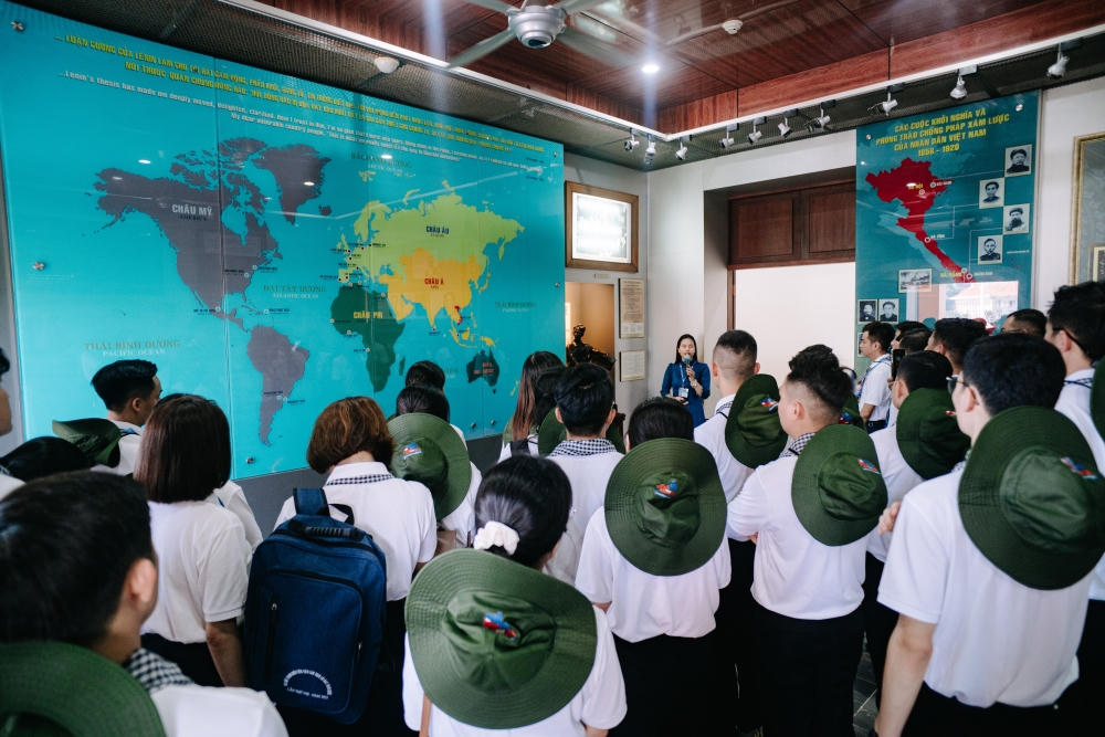 Hòa Minzy, Double 2T được tuyên dương Thanh niên tiên tiến làm theo lời Bác