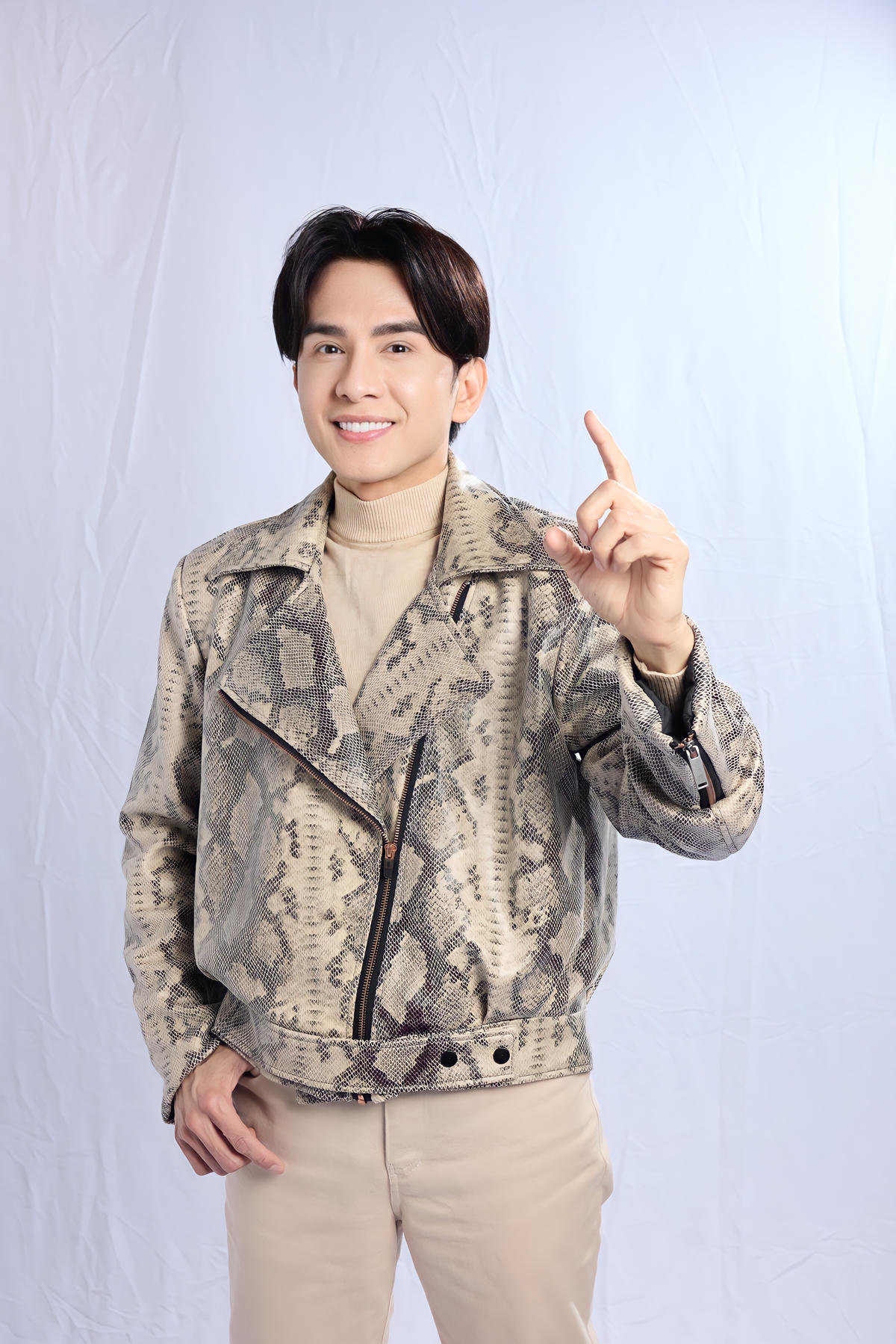 Đan Trường: Tôi học hỏi được nhiều điều khi chấm thi quốc tế