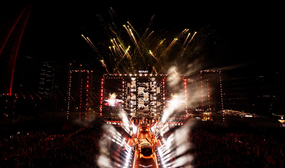 Chi Pu, MONO 'cháy hết mình' dù Jason Derulo hủy show sát giờ diễn