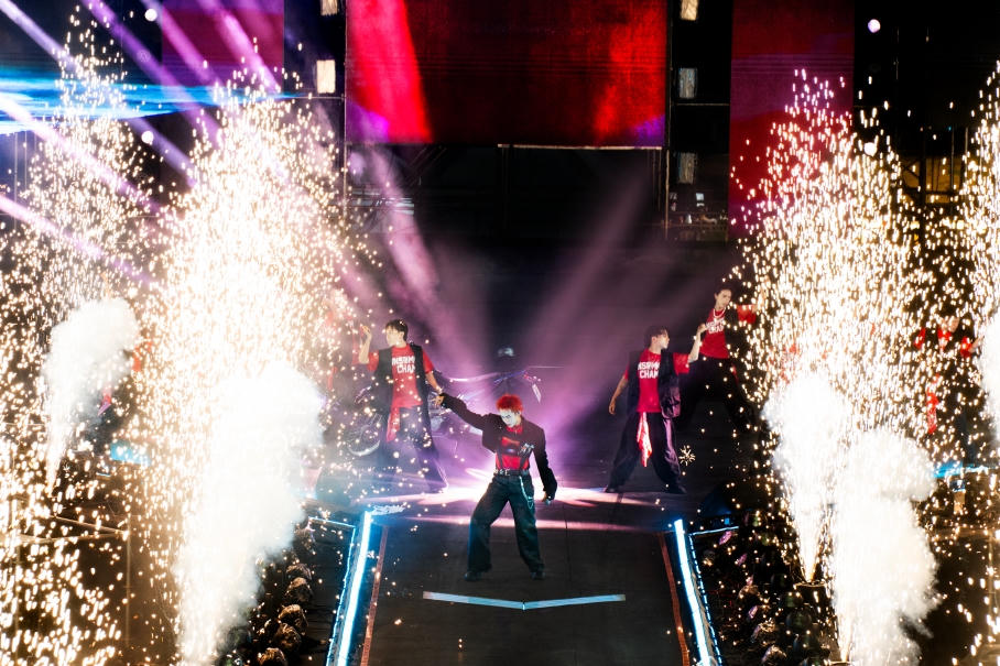 Chi Pu, MONO 'cháy hết mình' dù Jason Derulo hủy show sát giờ diễn