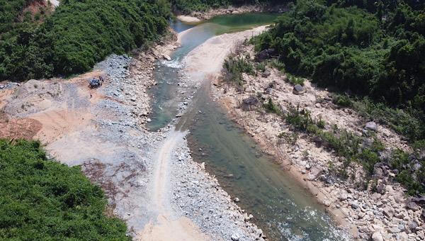 Thống nhất phương án tìm kiếm các nạn nhân mất tích tại thủy điện Rào Trăng 3