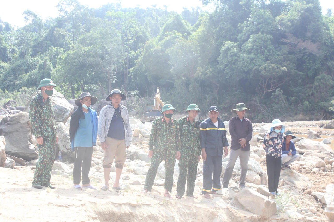 Cập nhật tìm kiếm nạn nhân tại Thủy điện Rào Trăng: Chuyển khu vực, sẵn sàng mở đường tiếp cận bãi bồi 