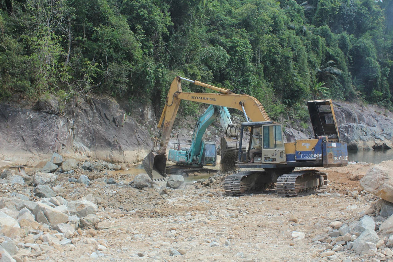 Cập nhật tìm kiếm nạn nhân tại Thủy điện Rào Trăng: Chuyển khu vực, sẵn sàng mở đường tiếp cận bãi bồi 