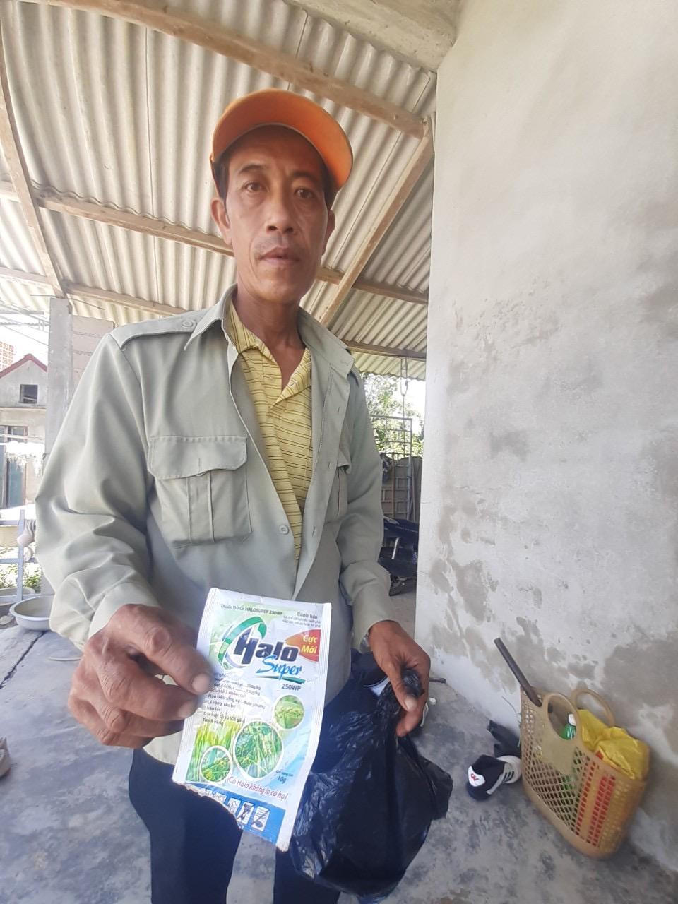 Cháy rụi hàng loạt cánh đồng lúa nghi do dùng thuốc trừ cỏ