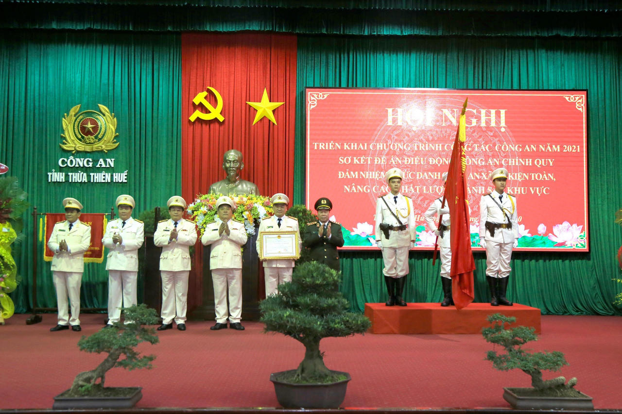 Công an tỉnh Thừa Thiên Huế sáng mãi tinh thần “Vì nước quên thân, vì dân phục vụ”