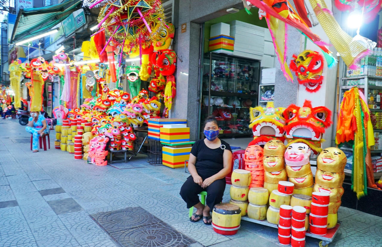 Huế lặng lẽ hơn trong mùa trung thu giữa đại dịch COVID-19