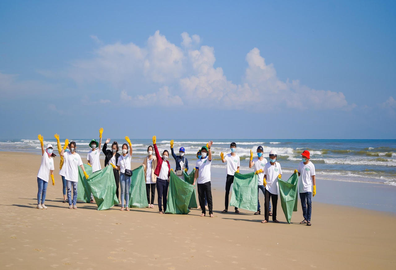 Huda thực hiện chương trình làm đẹp biển tại Hà Tĩnh và Quảng Nam