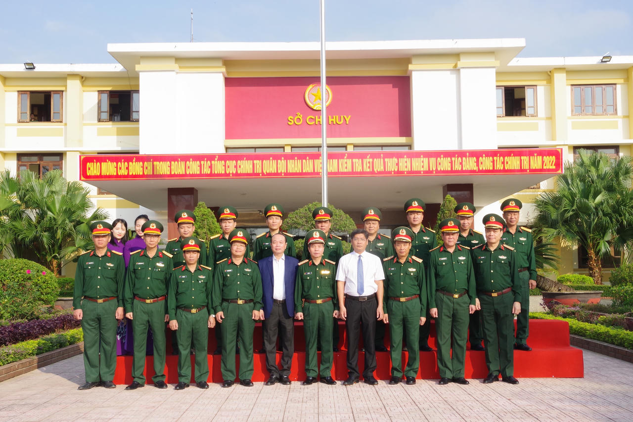 Kiểm tra công tác Đảng, công tác chính trị tại Bộ Chỉ huy Quân sự tỉnh Thừa Thiên Huế