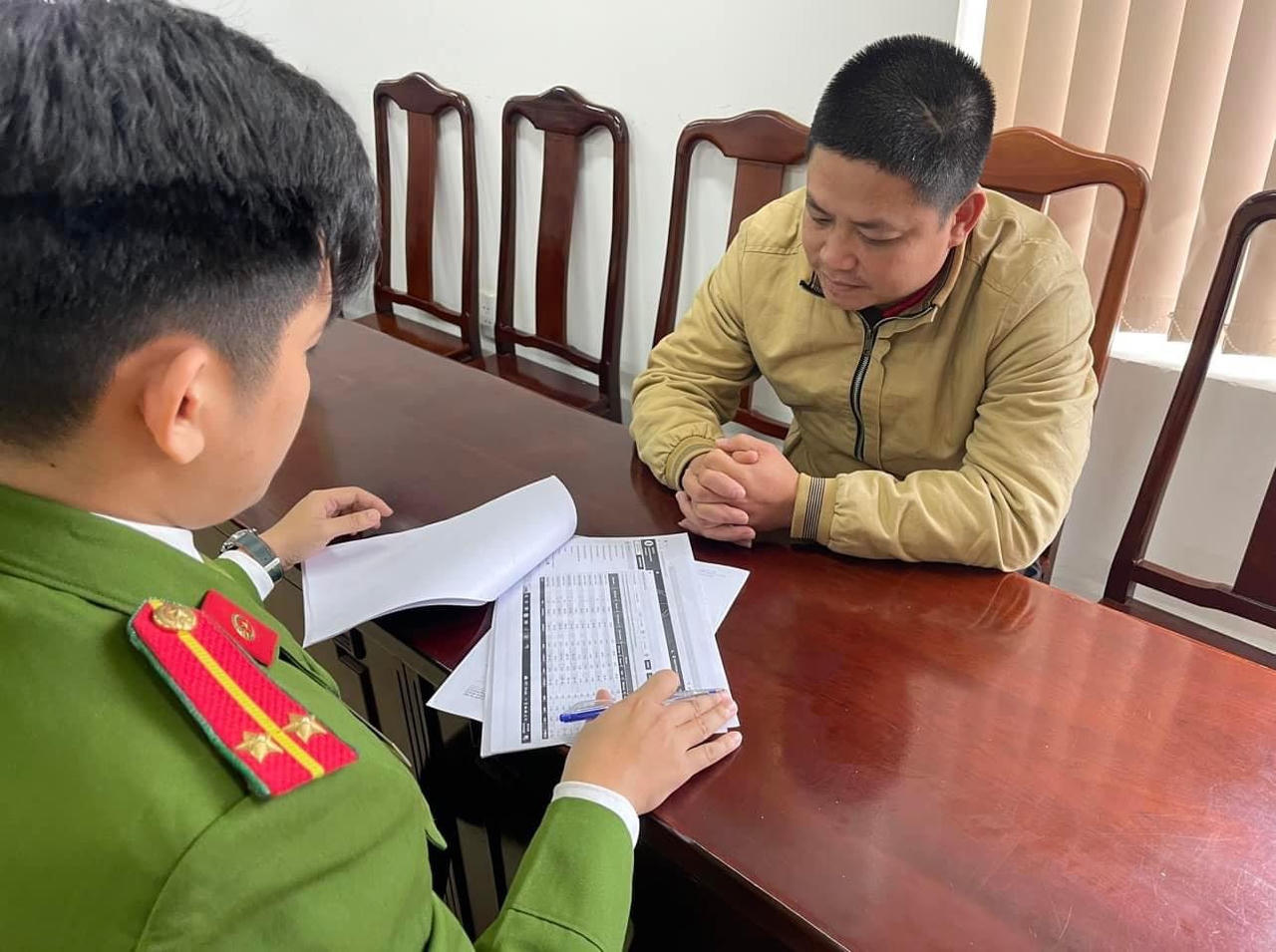 Nam thanh niên 9X ở Huế cầm đầu đường dây cá độ bóng đá hàng chục tỷ đồng