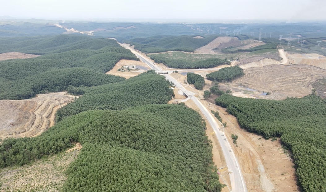 Đưa vào khai thác cao tốc Cam Lộ - La Sơn từ 31/12