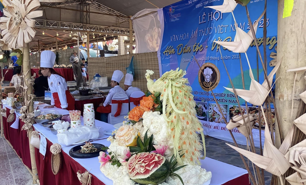 Mãn nhãn đêm khai mạc Lễ hội Văn hóa - Ẩm thực Việt Nam 2023 tại Quảng Trị