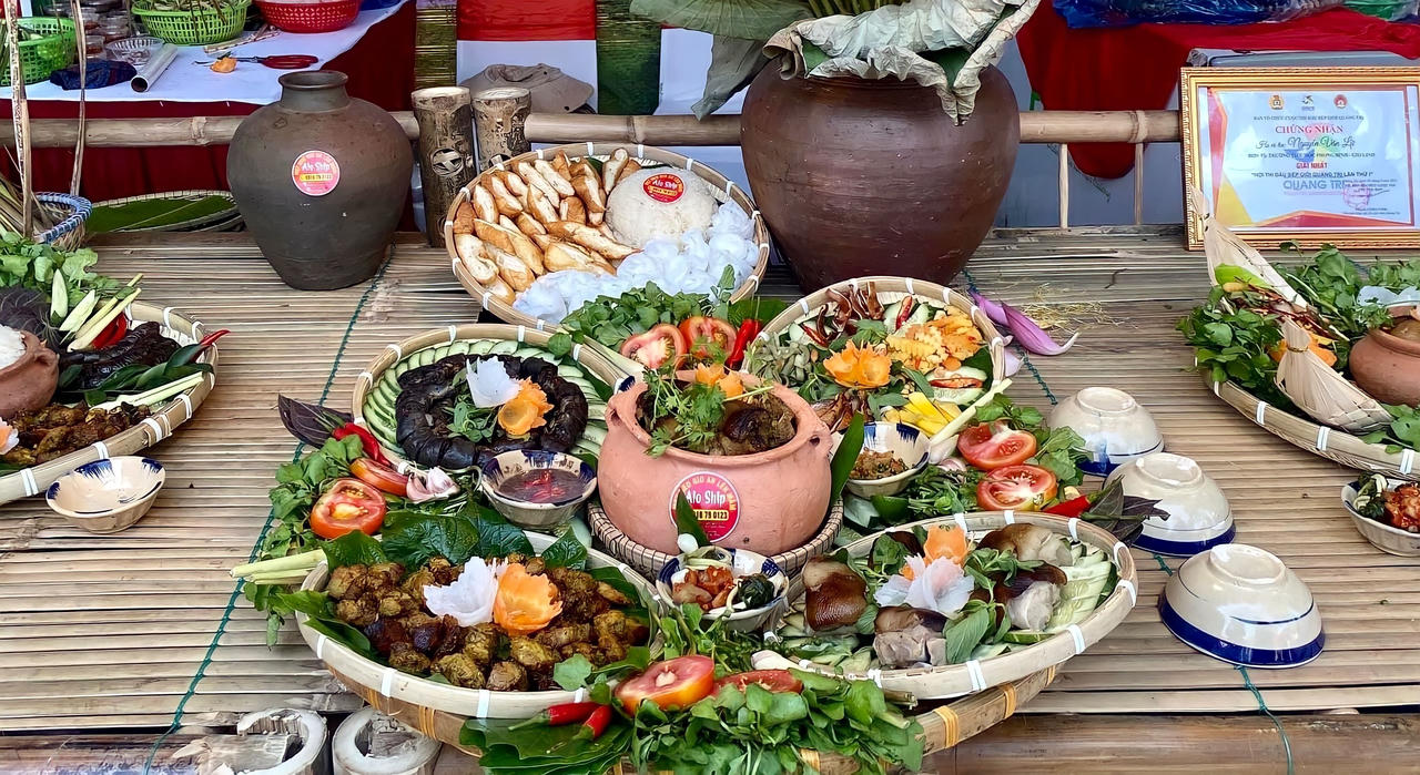 Mãn nhãn đêm khai mạc Lễ hội Văn hóa - Ẩm thực Việt Nam 2023 tại Quảng Trị