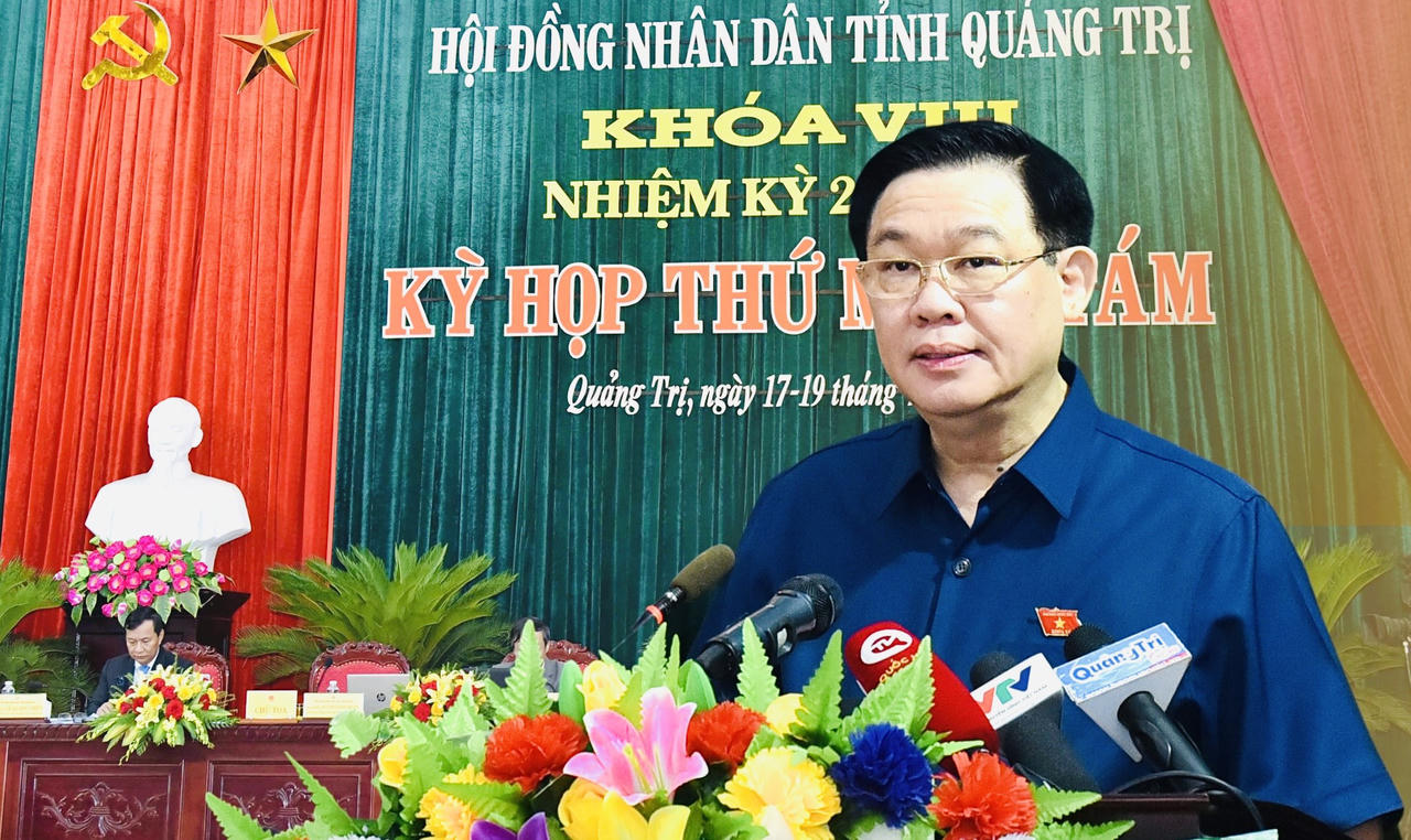 Chủ tịch Quốc hội Vương Đình Huệ dự khai mạc Kỳ họp thứ 18 HĐND tỉnh Quảng Trị