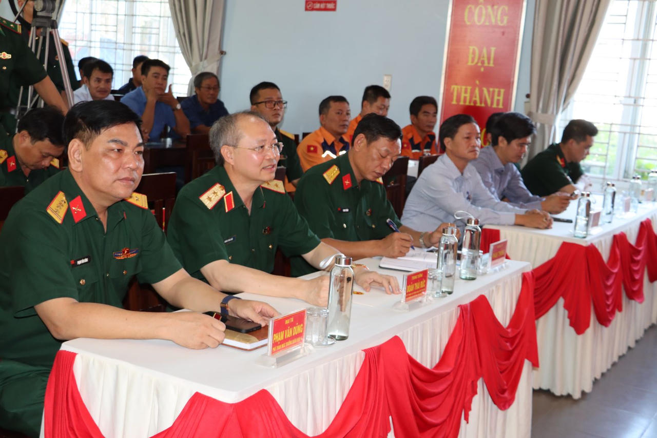 Nâng cao nhận thức về đảm bảo an toàn, tìm kiếm cứu nạn trên biển cho ngư dân