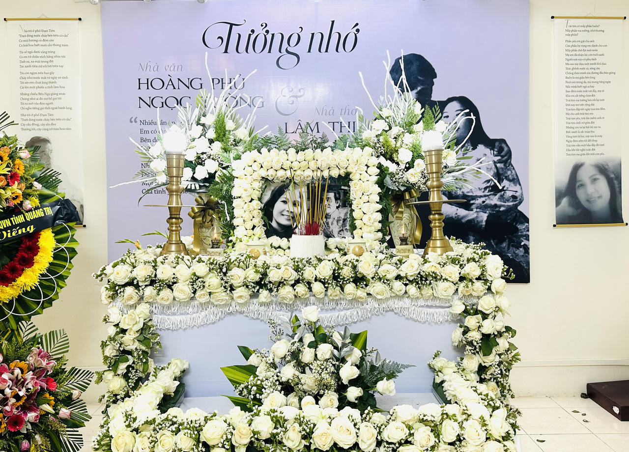 Đêm thơ, nhạc xúc động tưởng nhớ vợ chồng nhà văn Hoàng Phủ Ngọc Tường tại Huế
