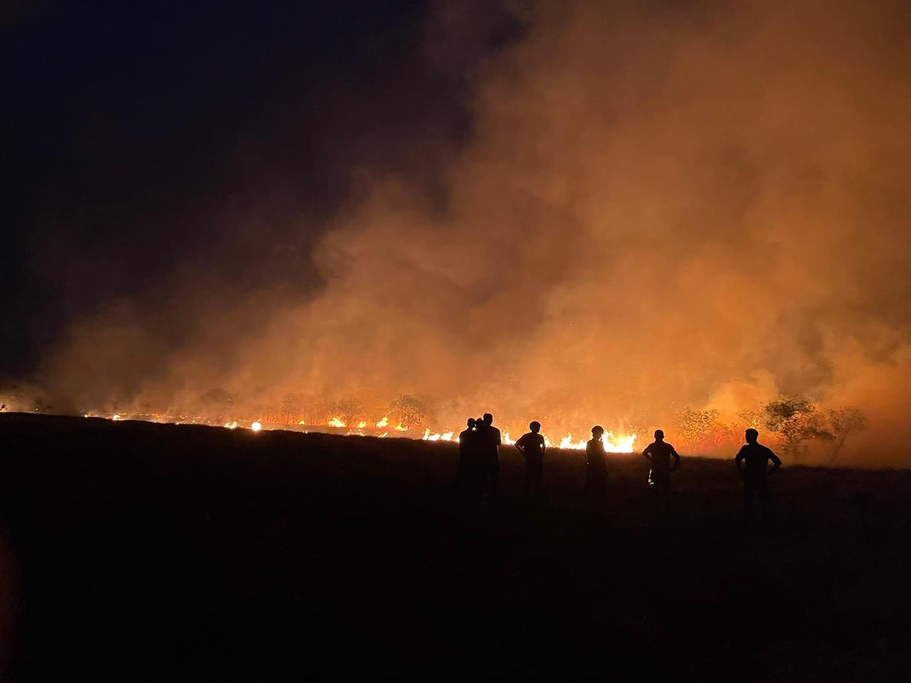 Khống chế thành công đám cháy tại rừng phòng hộ Quảng Trị