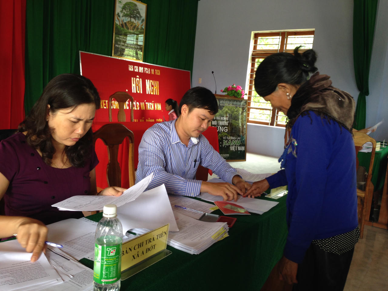 Chi trả dịch vụ môi trường rừng: Người dân có thu nhập, rừng được bảo vệ 